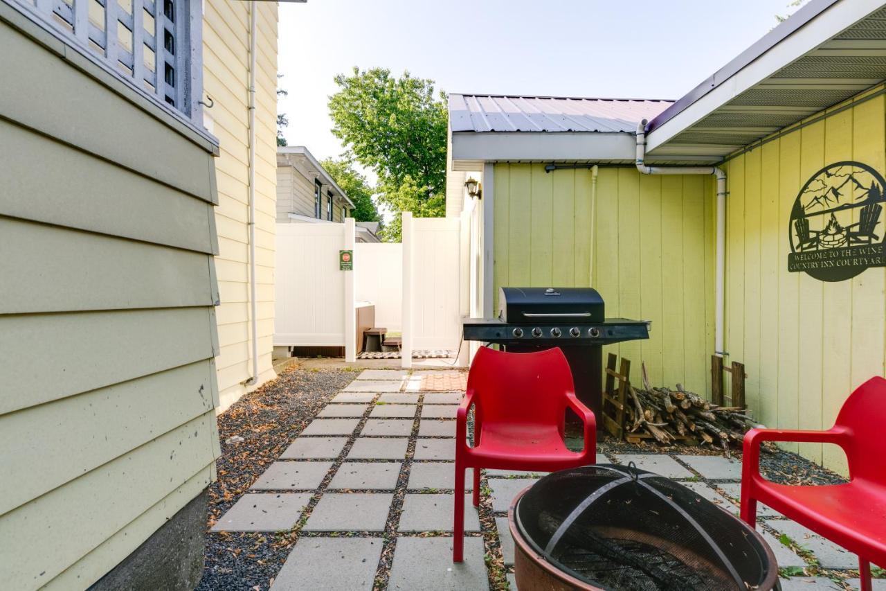 Walk To State Park! Eateries & Pubs! Holiday home *